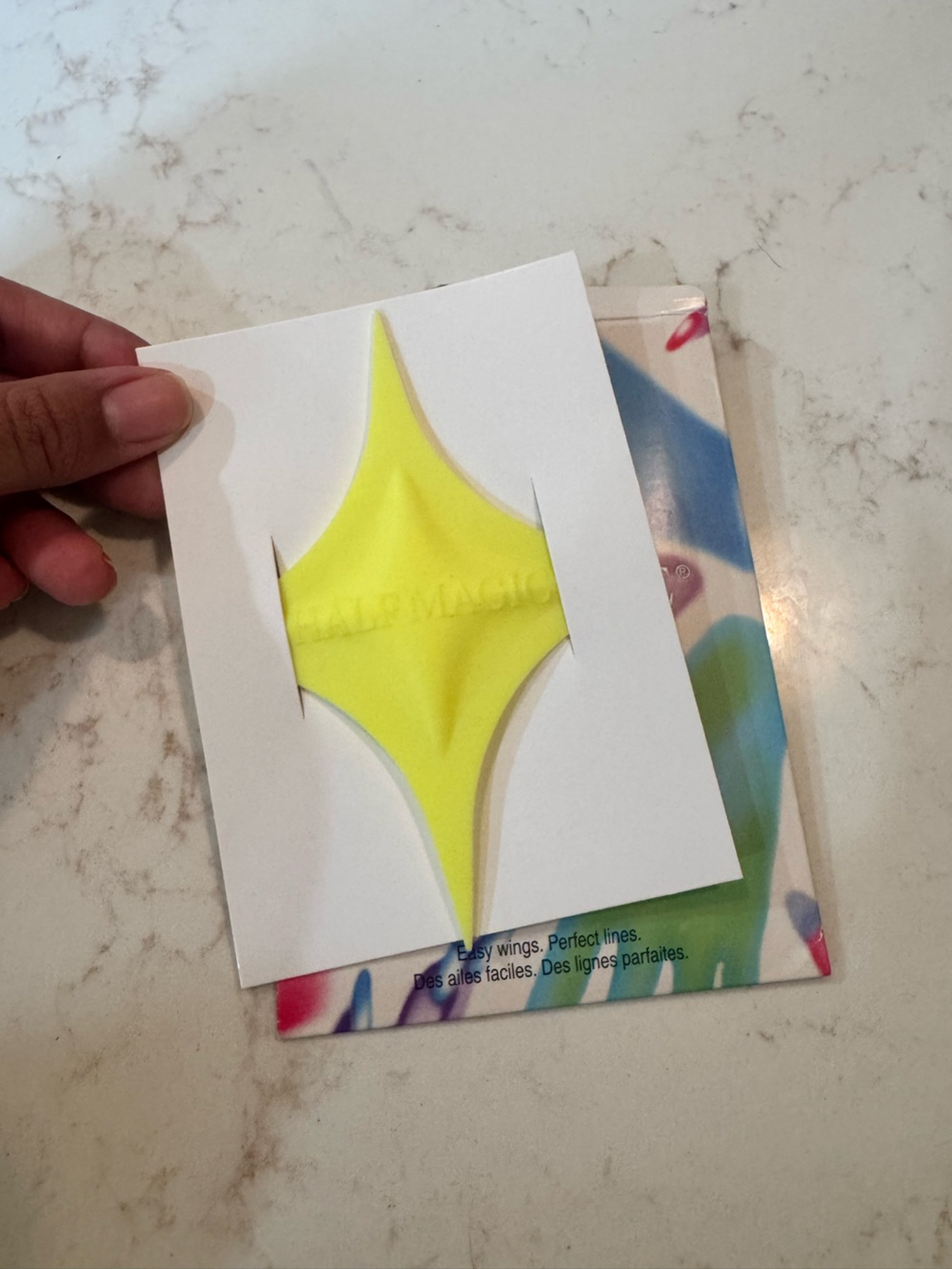 Half Magic Reusable Silicone Guide - Picture 3 of 3